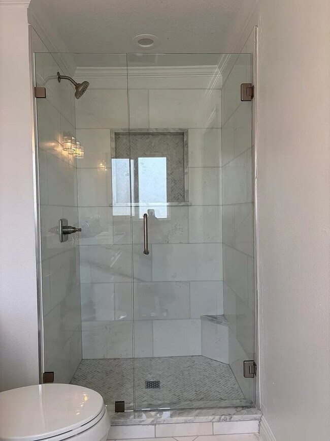 Building Photo - 595 Mountainville Cir