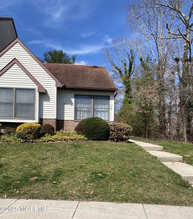 Primary Photo - 107 Westchester Dr