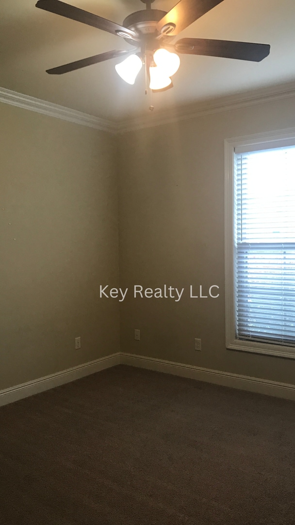 Building Photo - 5209 Rue De Chateau