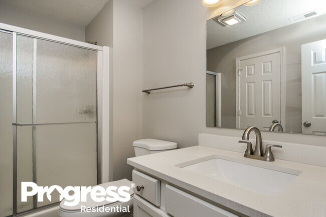 Building Photo - 6435 Meadowfield Blvd