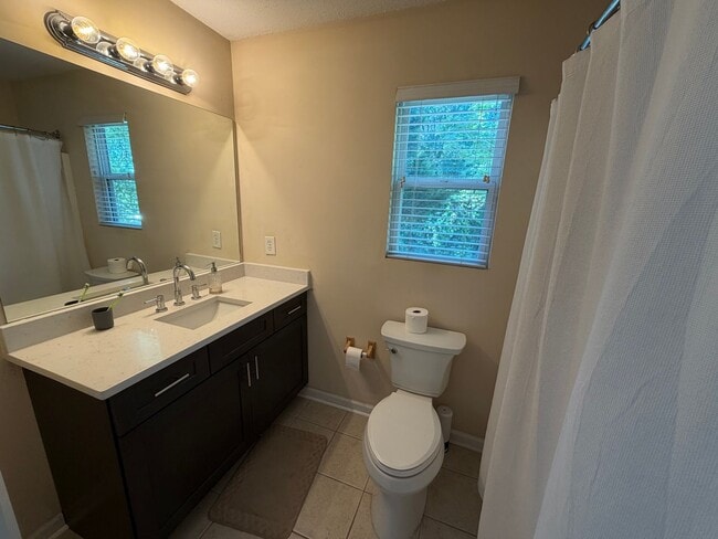 Building Photo - BRIDGEWATER HOME! LEASING FOR JULY 2026! 1/2 Off Deposit!