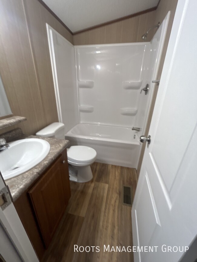 Building Photo - Eastern Villa Mhp