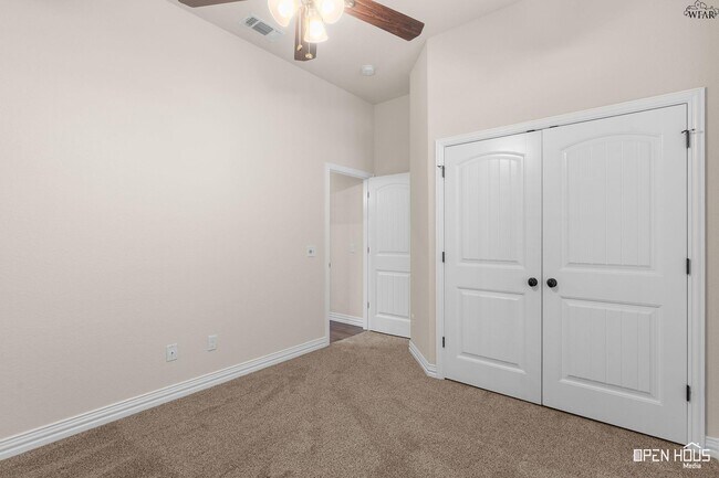 Building Photo - 4824 Olivia Ln