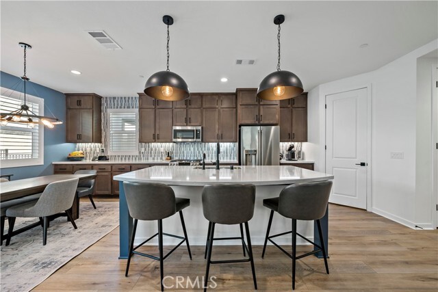 Building Photo - 32230 Penstemon Wy