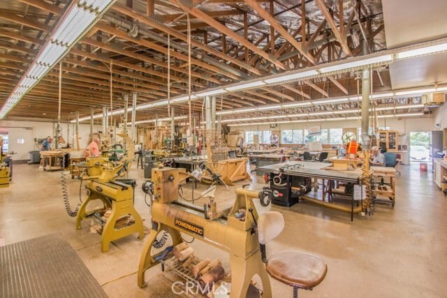 Building Photo - 5373 Avenida Sosiega