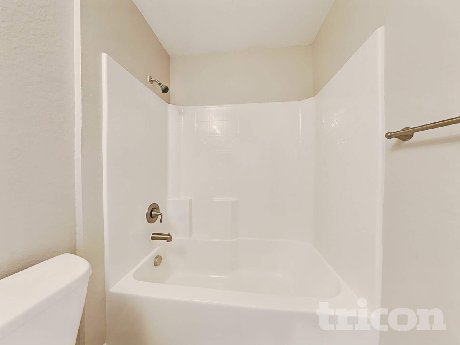 Building Photo - 1599 Lemon Ave