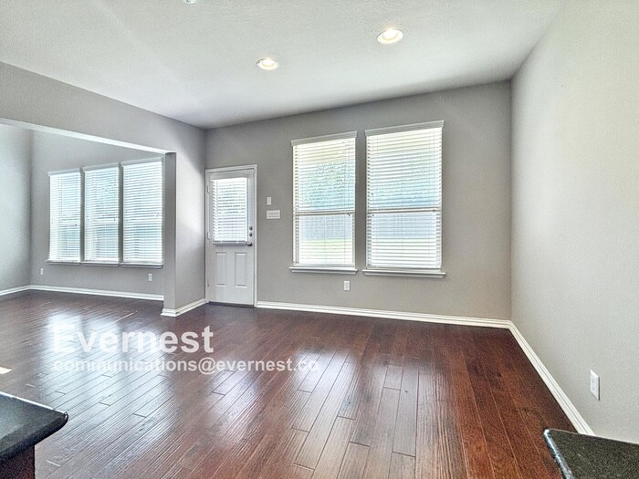 Building Photo - 16005 Hampton Bliss Trce