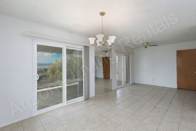 Building Photo - 1265 Bombay Cir