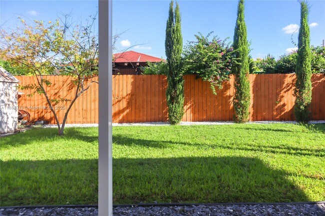 Building Photo - 13901 SW 161 Terrace
