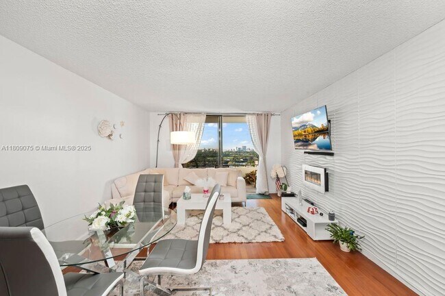 Building Photo - 500 Three Islands Boulevard