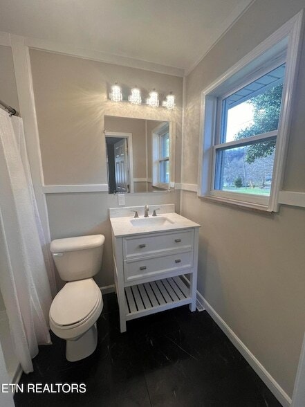 Building Photo - 3408 Hackberry Rd