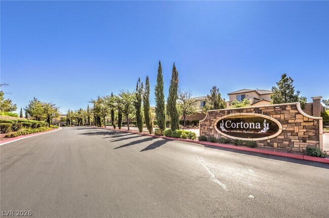 Building Photo - 12420 Pinetina St