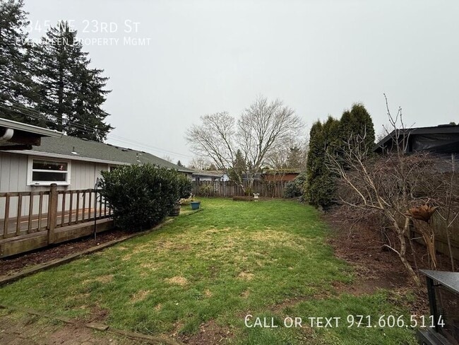 Building Photo - 2345 NE 23rd St