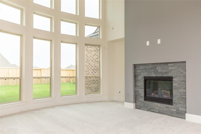 Building Photo - 30031 Aralia Dr