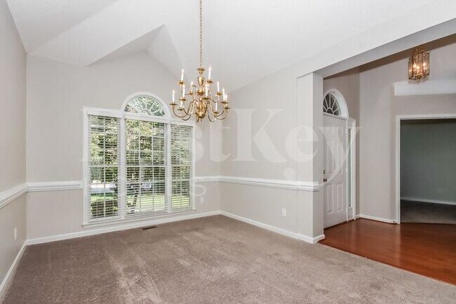 Building Photo - 1902 Old Greylyn Ct NW