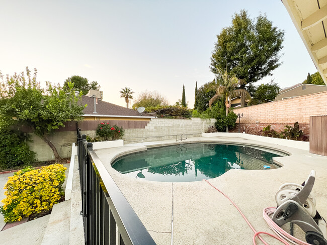 Pool - 3055 Henrietta Ave