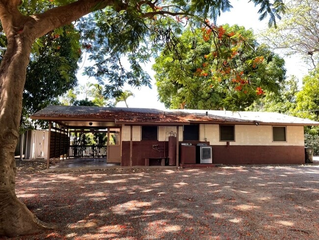 Building Photo - 2 Bedroom, 1 Bath House Across The Street ...