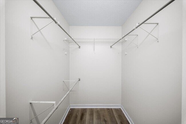 Building Photo - 103 Farmington Dr