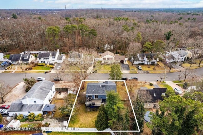 Building Photo - 510 Leawood Ave