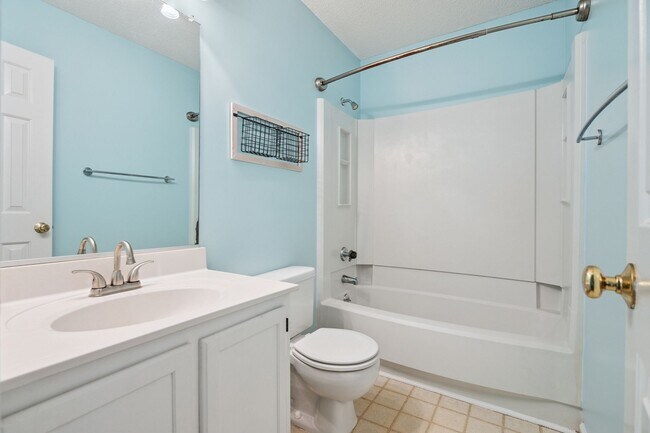 Building Photo - 128 Shady Spring Pl