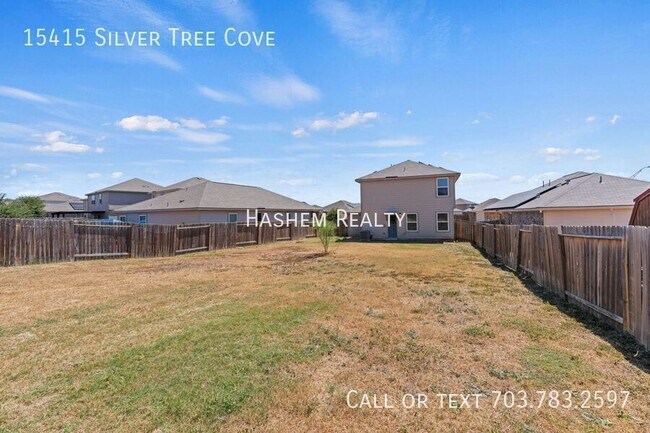 Building Photo - 15415 Silver Tree Cove