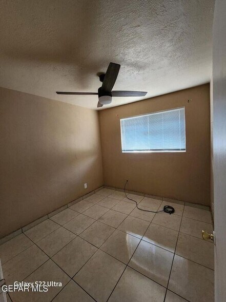 Building Photo - 167 Pearl Ln