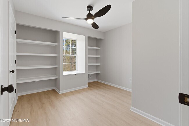 Building Photo - 821 Bunnell St