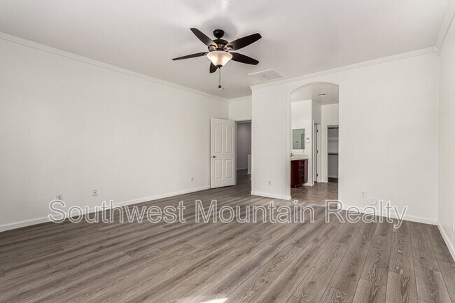 Building Photo - 21486 Via Del Oro