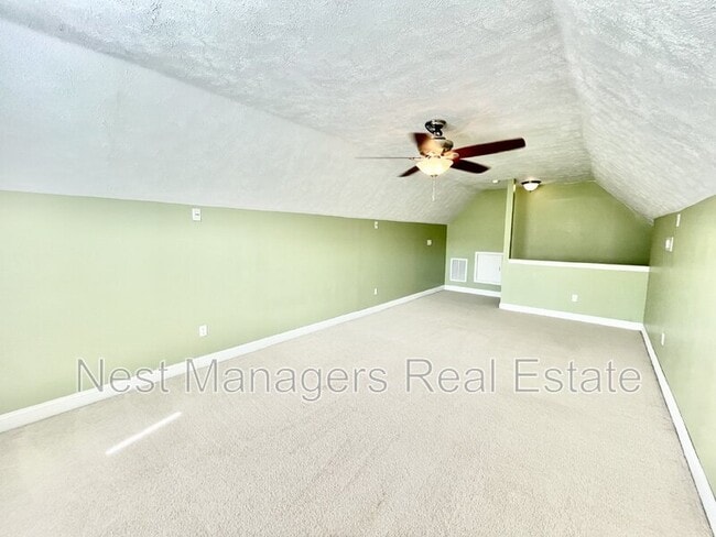 Building Photo - 315 Copper Creek Dr