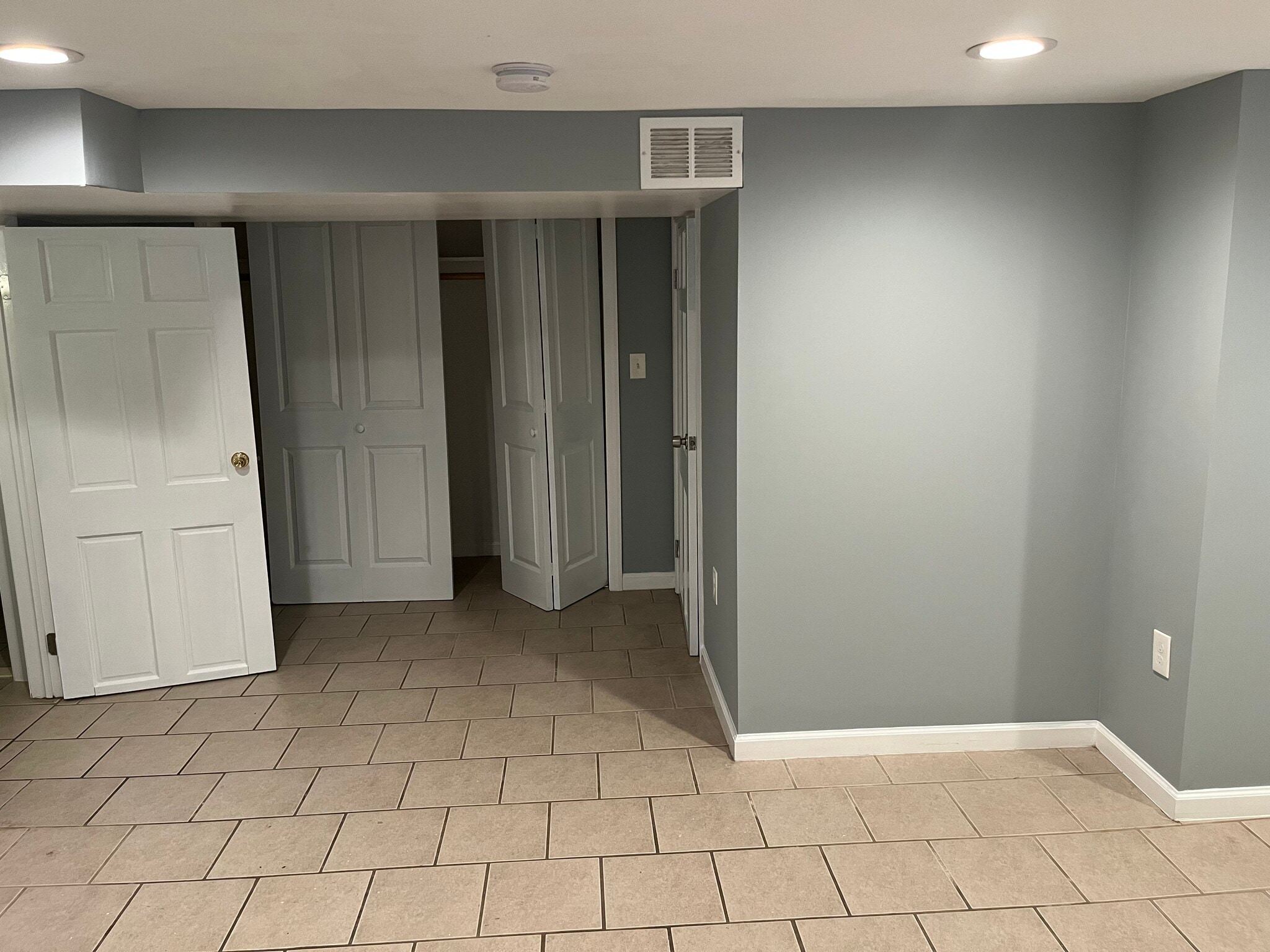 Lower Level - 69 N 13th St