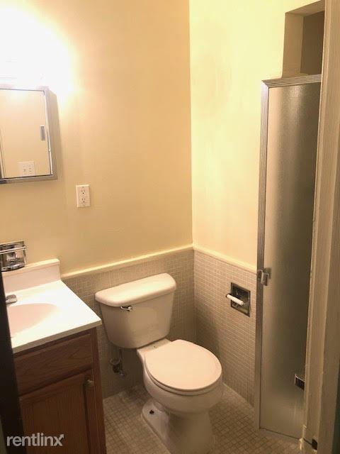 Building Photo - 2 br, 2 bath Apartment - Mendenhall Gardens