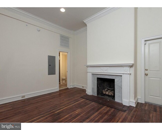Building Photo - 317-19 S 20th St