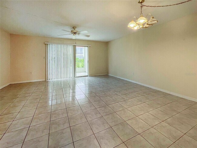Building Photo - 3500 S Beneva Rd