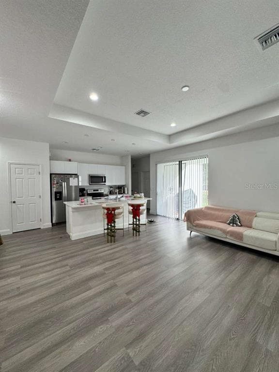 Building Photo - 407 Ranier Ave