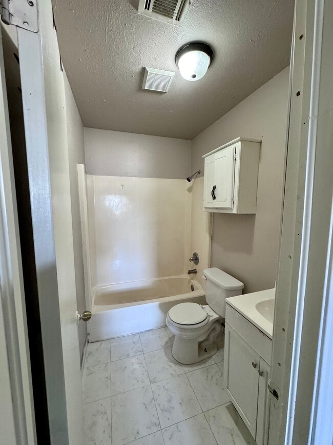 Building Photo - East County Estates Duplex