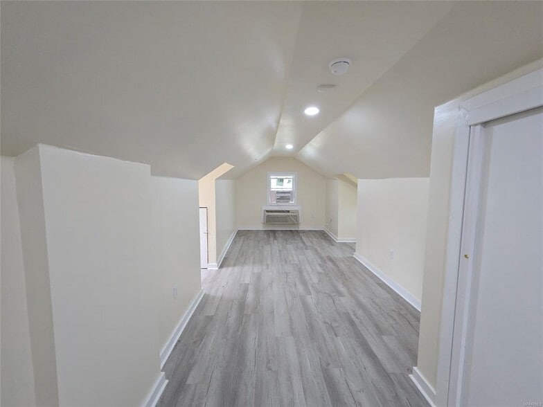 Building Photo - 1938 Gorgas St