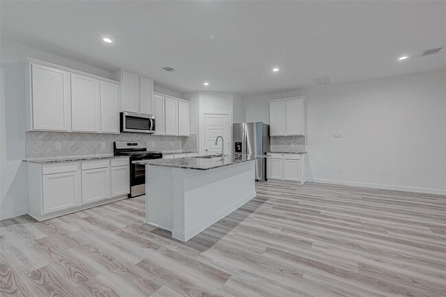 Building Photo - 13426 Sombrero Cay Dr