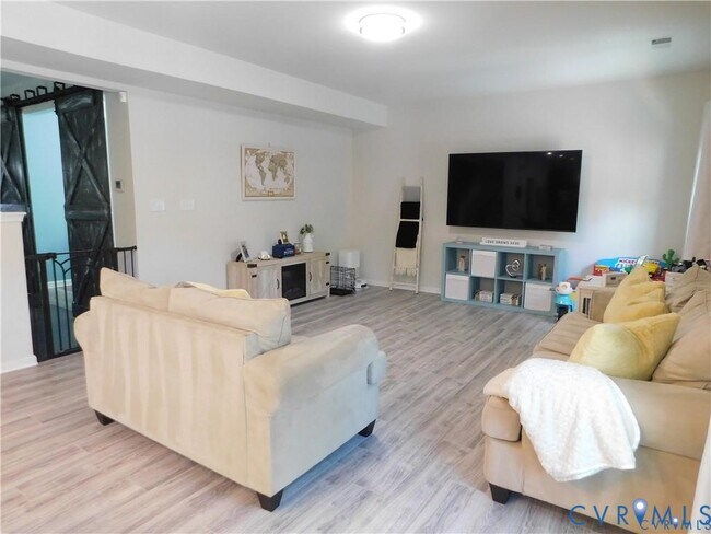 Building Photo - 9336 Margo Ct