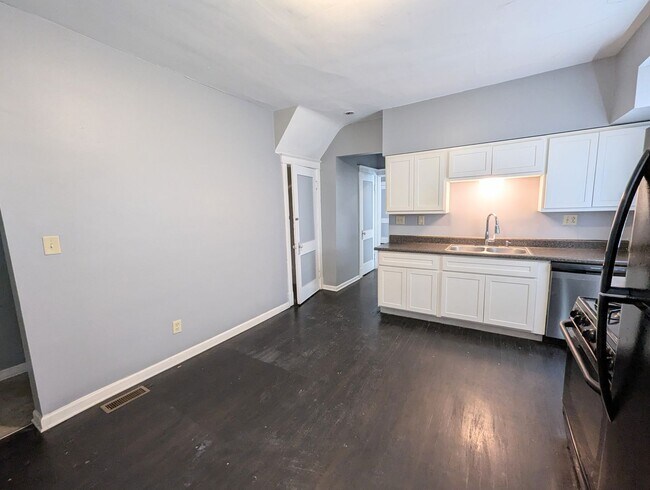 Building Photo - 3339-41 Salena