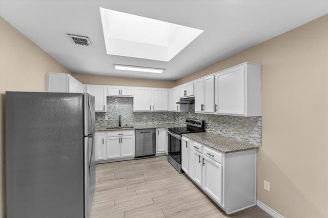 Building Photo - 1605 Bob Dr