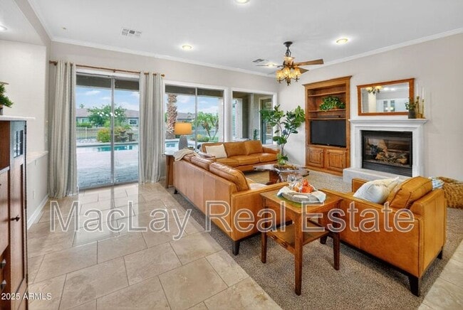 Building Photo - 527 E Tonto Dr