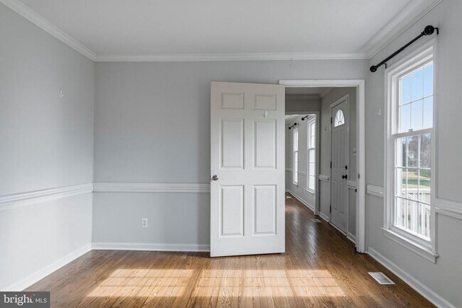 Building Photo - 2009 White Lake Dr