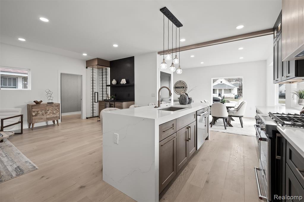 Building Photo - 125 N Washington Ave