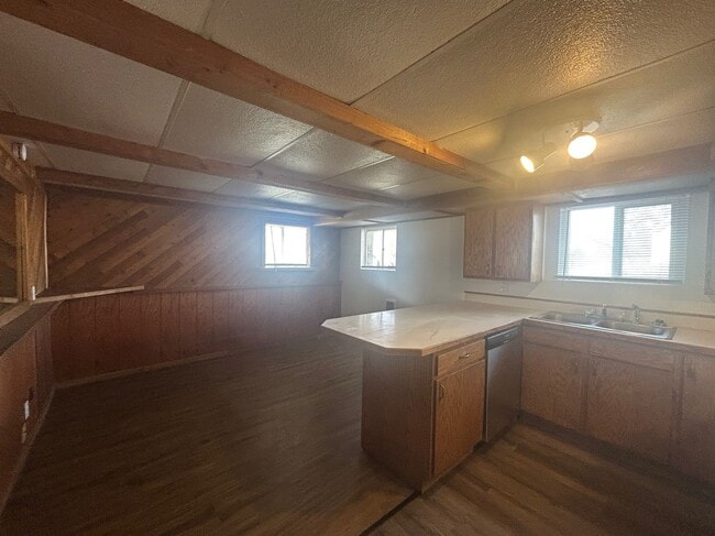 Building Photo - 1246 N Grant Ave