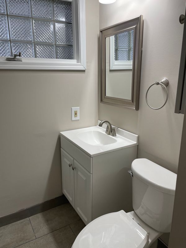 Building Photo - 6820 Fredmoor St