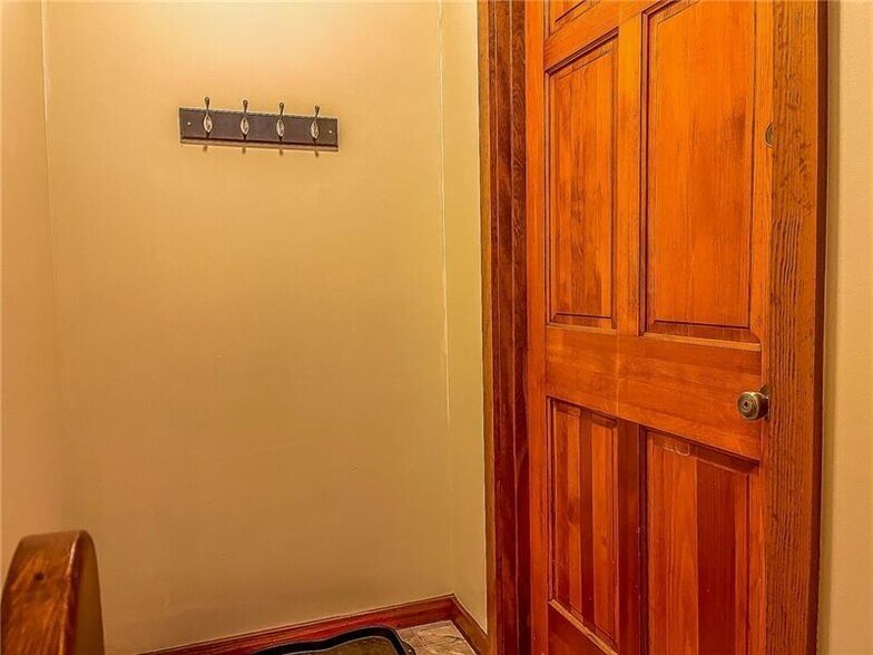 Building Photo - 3166 Babcock Blvd