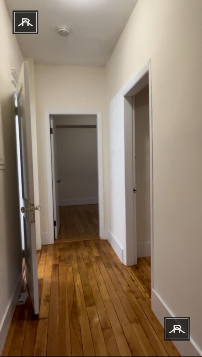 Building Photo - 3 bedroom in Allston MA 02134