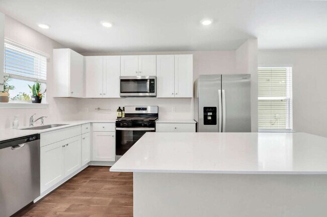 Building Photo - 14307 Little Sandstone