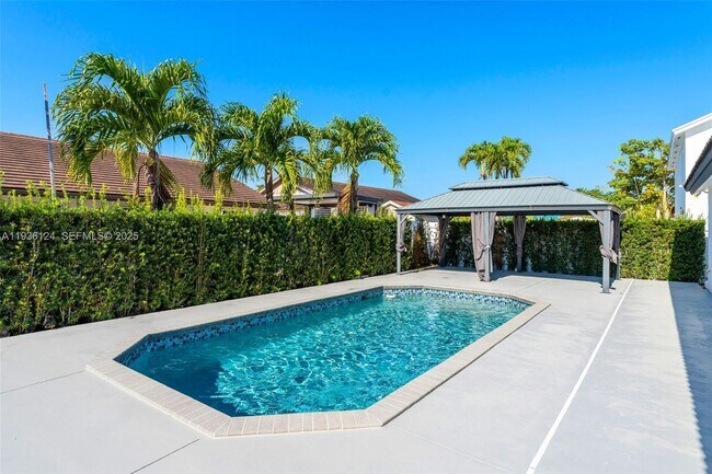 Building Photo - 15042 SW 149th Ct