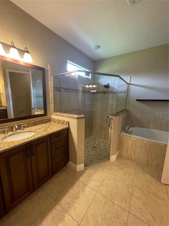 Building Photo - 11445 Dovetail Ln